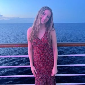 Meet your Posher, Meagan